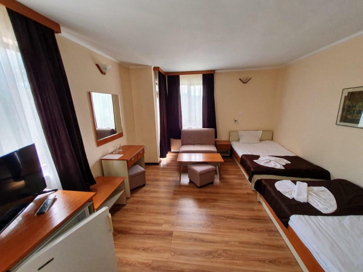 Hotel Sigma Kiten  Εξωτερικό φωτογραφία
